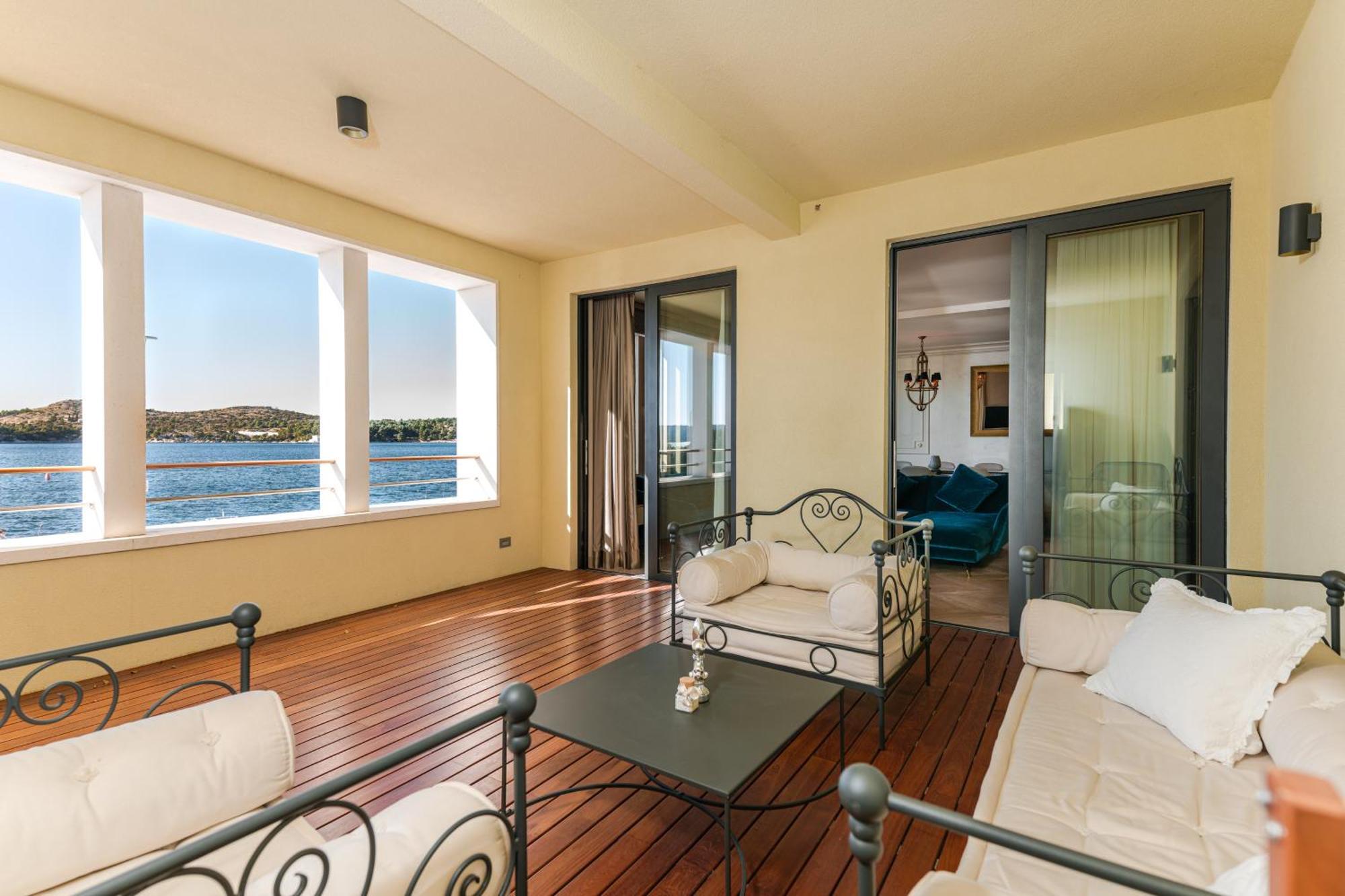 Armerun Heritage Hotel&Residences Šibenik Værelse billede